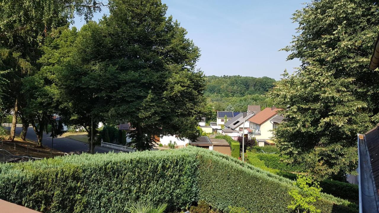 Ferienwohnung Rentrisch am Waldrand Sankt Ingbert Exterior foto